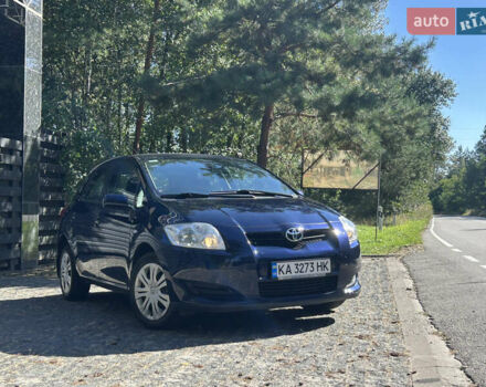 Синій Тойота Ауріс, об'ємом двигуна 1.6 л та пробігом 110 тис. км за 6700 $, фото 1 на Automoto.ua