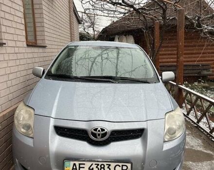 Синий Тойота Аурис, объемом двигателя 1.6 л и пробегом 278 тыс. км за 6000 $, фото 1 на Automoto.ua