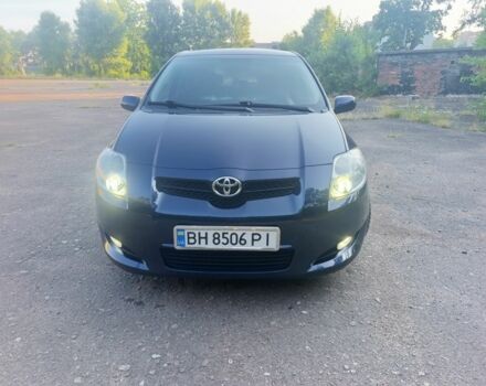 Синий Тойота Аурис, объемом двигателя 2 л и пробегом 190 тыс. км за 4397 $, фото 1 на Automoto.ua