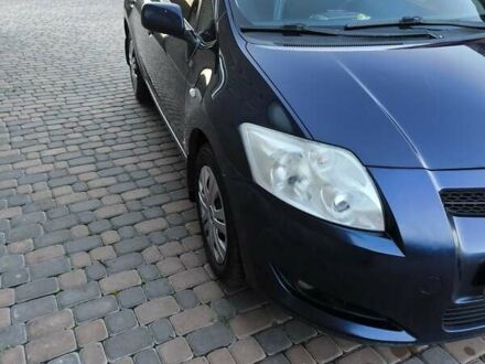 Синий Тойота Аурис, объемом двигателя 1.6 л и пробегом 170 тыс. км за 6500 $, фото 1 на Automoto.ua