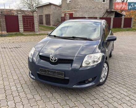 Синій Тойота Ауріс, об'ємом двигуна 0 л та пробігом 249 тис. км за 6300 $, фото 1 на Automoto.ua