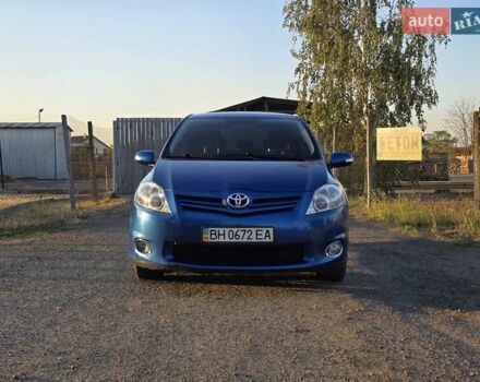 Синій Тойота Ауріс, об'ємом двигуна 1.6 л та пробігом 87 тис. км за 10300 $, фото 1 на Automoto.ua