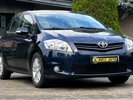 Тойота Аурис 2010 в Львове на Automoto.ua Синий Тойота Аурис, объемом двигателя 1.4 л и пробегом 247 тыс. км за 7600 $, фото 1 на Automoto.ua