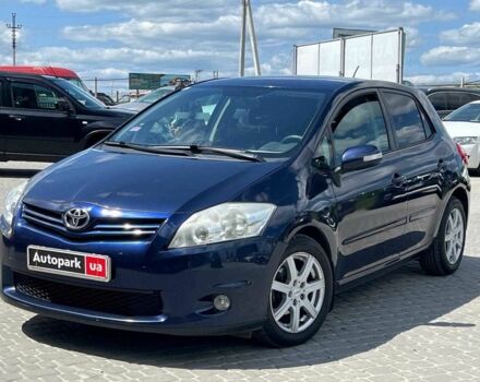 Синий Тойота Аурис, объемом двигателя 1.3 л и пробегом 158 тыс. км за 5800 $, фото 1 на Automoto.ua