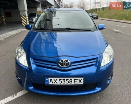 Синий Тойота Аурис, объемом двигателя 1.6 л и пробегом 113 тыс. км за 11600 $, фото 1 на Automoto.ua