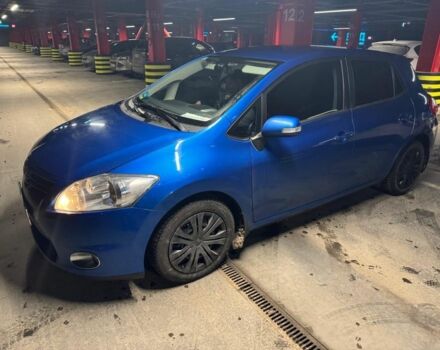 Синий Тойота Аурис, объемом двигателя 1.6 л и пробегом 120 тыс. км за 11300 $, фото 1 на Automoto.ua