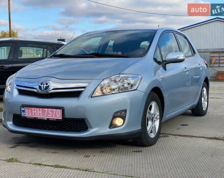 Синій Тойота Ауріс, об'ємом двигуна 1.8 л та пробігом 268 тис. км за 10399 $, фото 1 на Automoto.ua