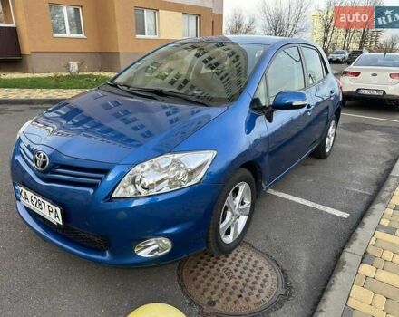 Синій Тойота Ауріс, об'ємом двигуна 1.6 л та пробігом 164 тис. км за 11700 $, фото 1 на Automoto.ua