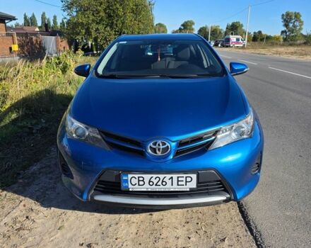 Синий Тойота Аурис, объемом двигателя 1.6 л и пробегом 130 тыс. км за 11500 $, фото 1 на Automoto.ua