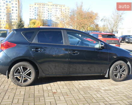 Зеленый Тойота Аурис, объемом двигателя 1.4 л и пробегом 160 тыс. км за 8800 $, фото 6 на Automoto.ua