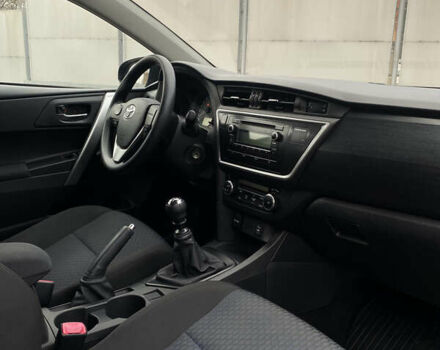 Зеленый Тойота Аурис, объемом двигателя 1.33 л и пробегом 160 тыс. км за 9200 $, фото 40 на Automoto.ua