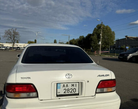 Белый Тойота Авалон, объемом двигателя 3 л и пробегом 313 тыс. км за 2300 $, фото 7 на Automoto.ua