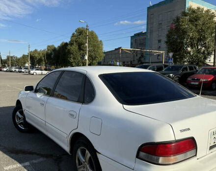 Белый Тойота Авалон, объемом двигателя 3 л и пробегом 313 тыс. км за 2300 $, фото 3 на Automoto.ua