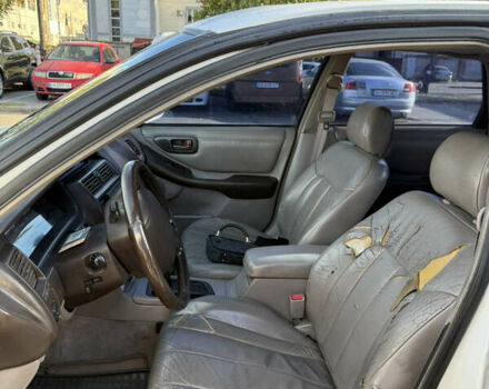 Белый Тойота Авалон, объемом двигателя 3 л и пробегом 313 тыс. км за 2300 $, фото 13 на Automoto.ua