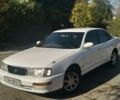Белый Тойота Авалон, объемом двигателя 3 л и пробегом 317 тыс. км за 3600 $, фото 1 на Automoto.ua