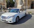 Белый Тойота Авалон, объемом двигателя 3.5 л и пробегом 290 тыс. км за 12999 $, фото 1 на Automoto.ua