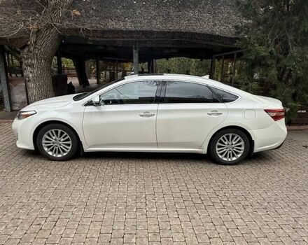 Белый Тойота Авалон, объемом двигателя 2.5 л и пробегом 258 тыс. км за 15000 $, фото 5 на Automoto.ua