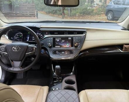Белый Тойота Авалон, объемом двигателя 2.5 л и пробегом 258 тыс. км за 15000 $, фото 24 на Automoto.ua