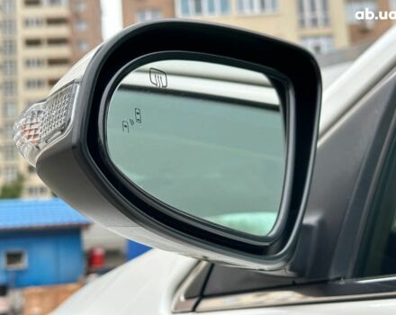 Білий Тойота Авалон, об'ємом двигуна 2.5 л та пробігом 259 тис. км за 14990 $, фото 9 на Automoto.ua