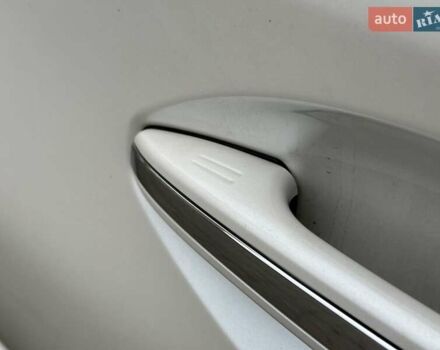 Білий Тойота Авалон, об'ємом двигуна 2.5 л та пробігом 259 тис. км за 14990 $, фото 8 на Automoto.ua