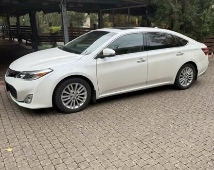Белый Тойота Авалон, объемом двигателя 2.5 л и пробегом 258 тыс. км за 15000 $, фото 6 на Automoto.ua