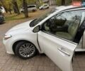 Белый Тойота Авалон, объемом двигателя 2.5 л и пробегом 258 тыс. км за 15000 $, фото 7 на Automoto.ua