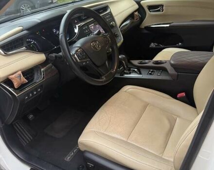 Белый Тойота Авалон, объемом двигателя 2.5 л и пробегом 258 тыс. км за 15000 $, фото 14 на Automoto.ua