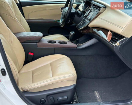 Білий Тойота Авалон, об'ємом двигуна 2.5 л та пробігом 259 тис. км за 14990 $, фото 25 на Automoto.ua
