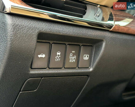 Білий Тойота Авалон, об'ємом двигуна 2.5 л та пробігом 259 тис. км за 14990 $, фото 15 на Automoto.ua