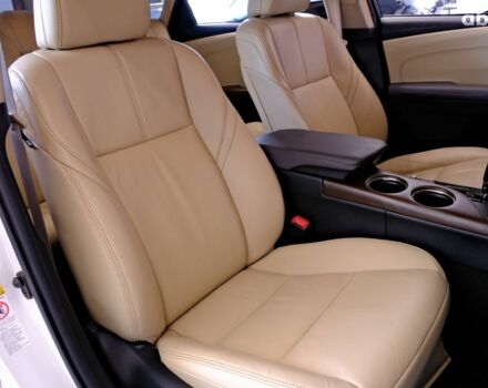 Белый Тойота Авалон, объемом двигателя 3.5 л и пробегом 164 тыс. км за 13900 $, фото 8 на Automoto.ua
