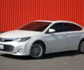 Белый Тойота Авалон, объемом двигателя 2.5 л и пробегом 200 тыс. км за 16999 $, фото 1 на Automoto.ua