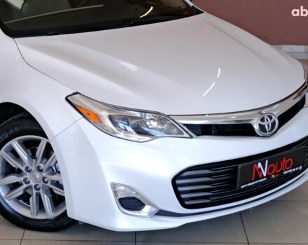 Белый Тойота Авалон, объемом двигателя 3.5 л и пробегом 164 тыс. км за 13900 $, фото 2 на Automoto.ua