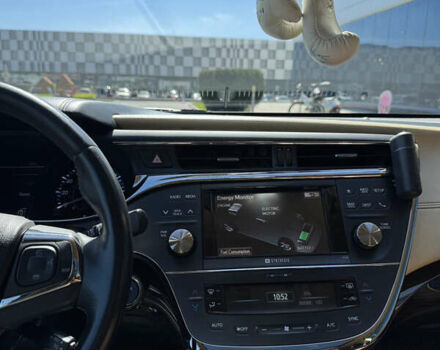 Білий Тойота Авалон, об'ємом двигуна 2.49 л та пробігом 181 тис. км за 17999 $, фото 7 на Automoto.ua