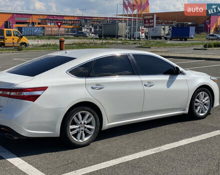 Белый Тойота Авалон, объемом двигателя 3.46 л и пробегом 155 тыс. км за 14800 $, фото 4 на Automoto.ua