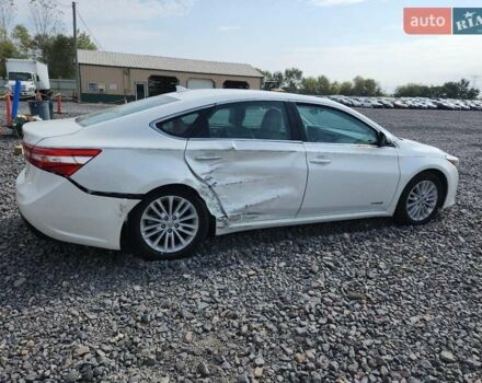 Белый Тойота Авалон, объемом двигателя 2.5 л и пробегом 145 тыс. км за 3000 $, фото 2 на Automoto.ua
