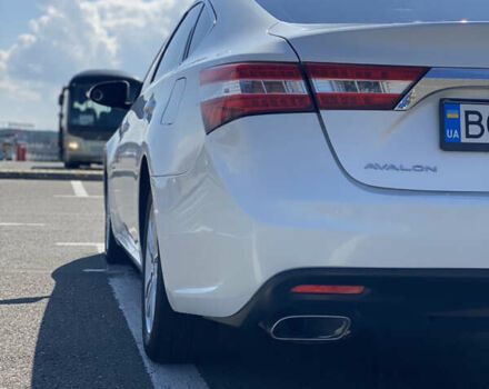 Белый Тойота Авалон, объемом двигателя 3.46 л и пробегом 155 тыс. км за 14800 $, фото 2 на Automoto.ua
