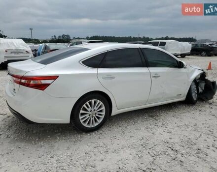 Белый Тойота Авалон, объемом двигателя 2.5 л и пробегом 48 тыс. км за 3000 $, фото 2 на Automoto.ua