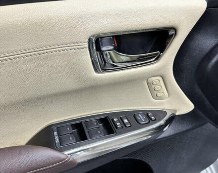 Белый Тойота Авалон, объемом двигателя 2.5 л и пробегом 199 тыс. км за 17500 $, фото 17 на Automoto.ua