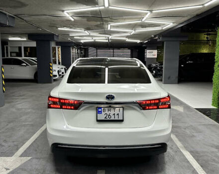 Белый Тойота Авалон, объемом двигателя 2.5 л и пробегом 199 тыс. км за 17500 $, фото 6 на Automoto.ua