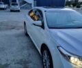 Белый Тойота Авалон, объемом двигателя 2.5 л и пробегом 155 тыс. км за 19235 $, фото 1 на Automoto.ua