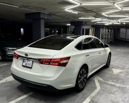 Белый Тойота Авалон, объемом двигателя 2.5 л и пробегом 199 тыс. км за 17500 $, фото 7 на Automoto.ua