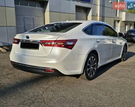 Белый Тойота Авалон, объемом двигателя 2.49 л и пробегом 72 тыс. км за 23500 $, фото 8 на Automoto.ua