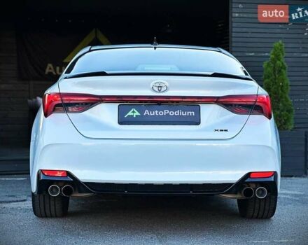 Белый Тойота Авалон, объемом двигателя 3.46 л и пробегом 93 тыс. км за 29000 $, фото 13 на Automoto.ua