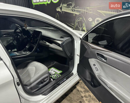 Белый Тойота Авалон, объемом двигателя 3.46 л и пробегом 154 тыс. км за 27999 $, фото 22 на Automoto.ua