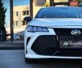 Белый Тойота Авалон, объемом двигателя 3.46 л и пробегом 93 тыс. км за 29000 $, фото 3 на Automoto.ua