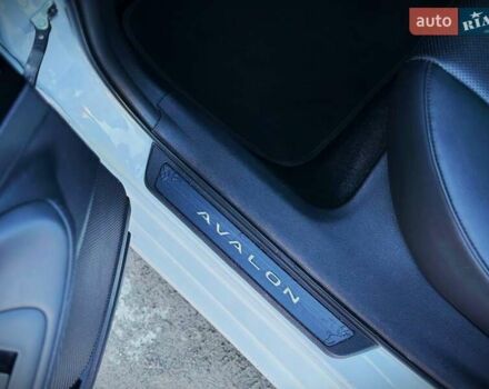 Білий Тойота Авалон, об'ємом двигуна 3.46 л та пробігом 93 тис. км за 28900 $, фото 30 на Automoto.ua