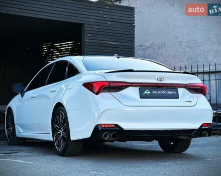 Белый Тойота Авалон, объемом двигателя 3.46 л и пробегом 93 тыс. км за 29000 $, фото 19 на Automoto.ua