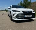 Белый Тойота Авалон, объемом двигателя 2.49 л и пробегом 70 тыс. км за 28000 $, фото 1 на Automoto.ua