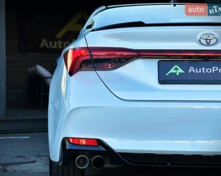 Белый Тойота Авалон, объемом двигателя 3.46 л и пробегом 93 тыс. км за 29000 $, фото 15 на Automoto.ua