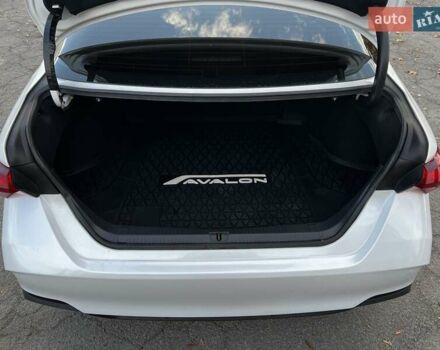 Белый Тойота Авалон, объемом двигателя 2.49 л и пробегом 96 тыс. км за 32900 $, фото 30 на Automoto.ua